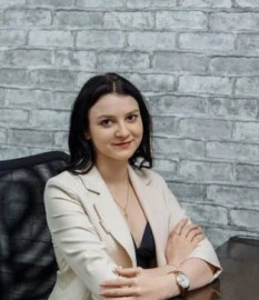 Емельянова Вероника